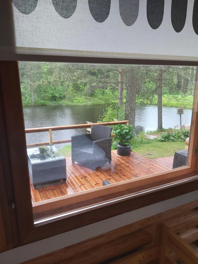 Hirsimoekki Ja Makuuaitta Hotel Karijoki Luaran gambar